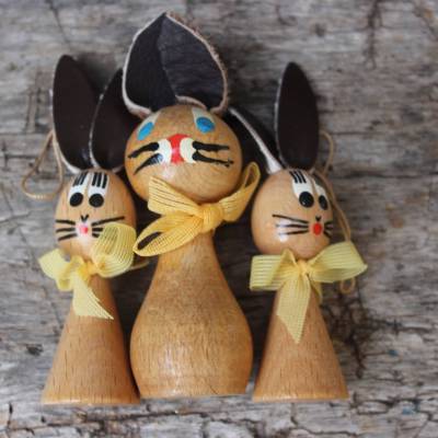 3 tlg. Osterhasen Holzanhänger Set Erzgebirge Strauchbehang Vintage DDR
