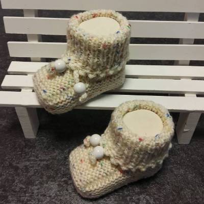 Baby-Strickschuhe wollweiß meliert 9 cm