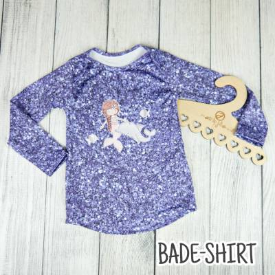 Gr. 110 Bade - Shirt Lycra Swim-Wear Meerjungfrau Fake Glitzer Lila