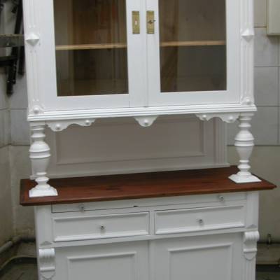 Küchenschrank Historismus um 1890 aus Berlin Grünau – restauriert im Shabby Chic