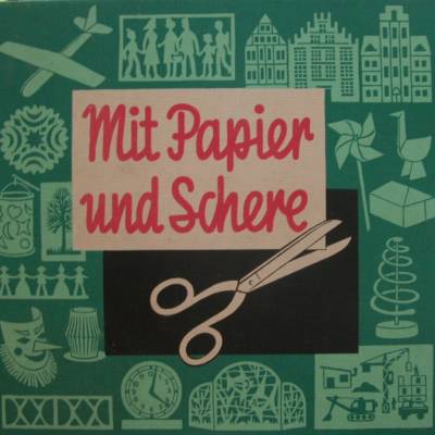 Mit Papier und Schere
