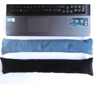 Tastaturkissen mittellang 37 cm Handballenauflage Handgelenkstütze Dinkelspelz Dinkelspreu ergonomisch schwarz Jeans