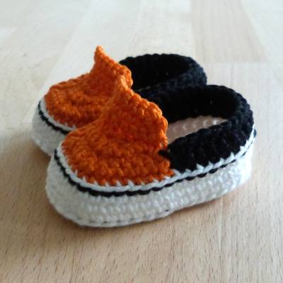 Häkelanleitung Puppenschuhe, Slipper "Vans" in 2 Größen, pdf-Datei