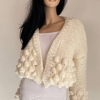 Strickjacke, Cardigan creme, Strickmantel Oversize, Grobstrickjacke , Onesize, Winter, Home!Damen!Wolle,Handarbeit!