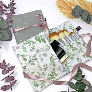 Personalisierte Kosmetiktasche, Schminktasche mit Spruch, Make up Tasche mit Namen und Fächern