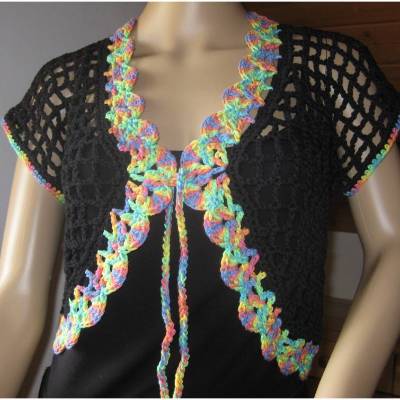 Bolero in Schwarz-Bunt, Sommerjacke, Häkeljacke, Weste