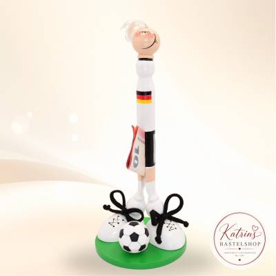 Geldgeschenk Fußballer Deutschland – handgefertigte Figur zum Geburtstag | Geschenk für Fußballfans und Spieler