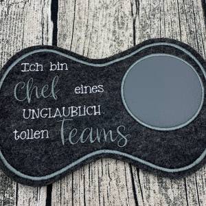 Geschenk für Chef - tolles Team - Büro - Glasuntersetzer - Tassenuntersetzer aus Filz - bestickt