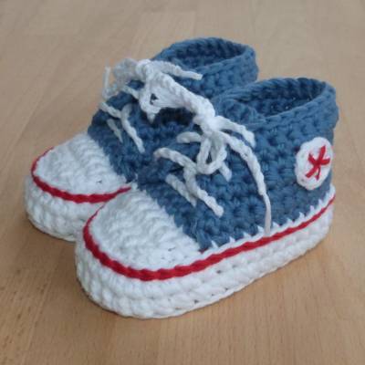 Häkelanleitung Baby-Turnschuhe in 3 Größen, pdf-Datei