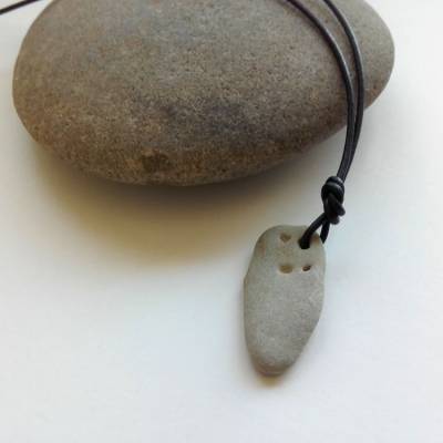 Glücksbringer von der Ostsee - Hühnergott, Lochstein, Drudenstein, Hascherlit, Surfer-Schmuck