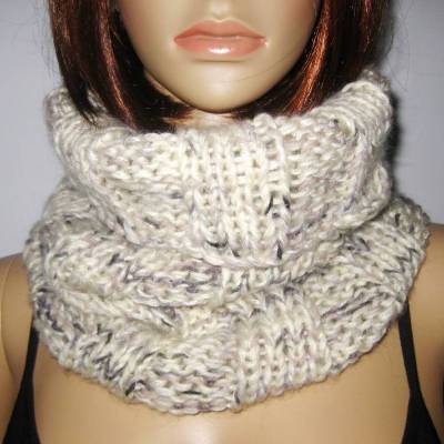 Schlauchschal,  gestrickt aus weicher Wolle mit Mohair, Rundschal, Loop, Schal