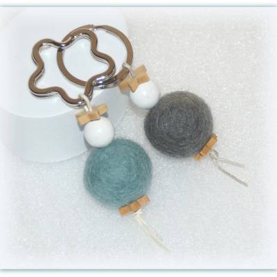 Schlüsselanhänger Wollfilzkugel & Holz einzeln oder als Set unisex, Filzkugel