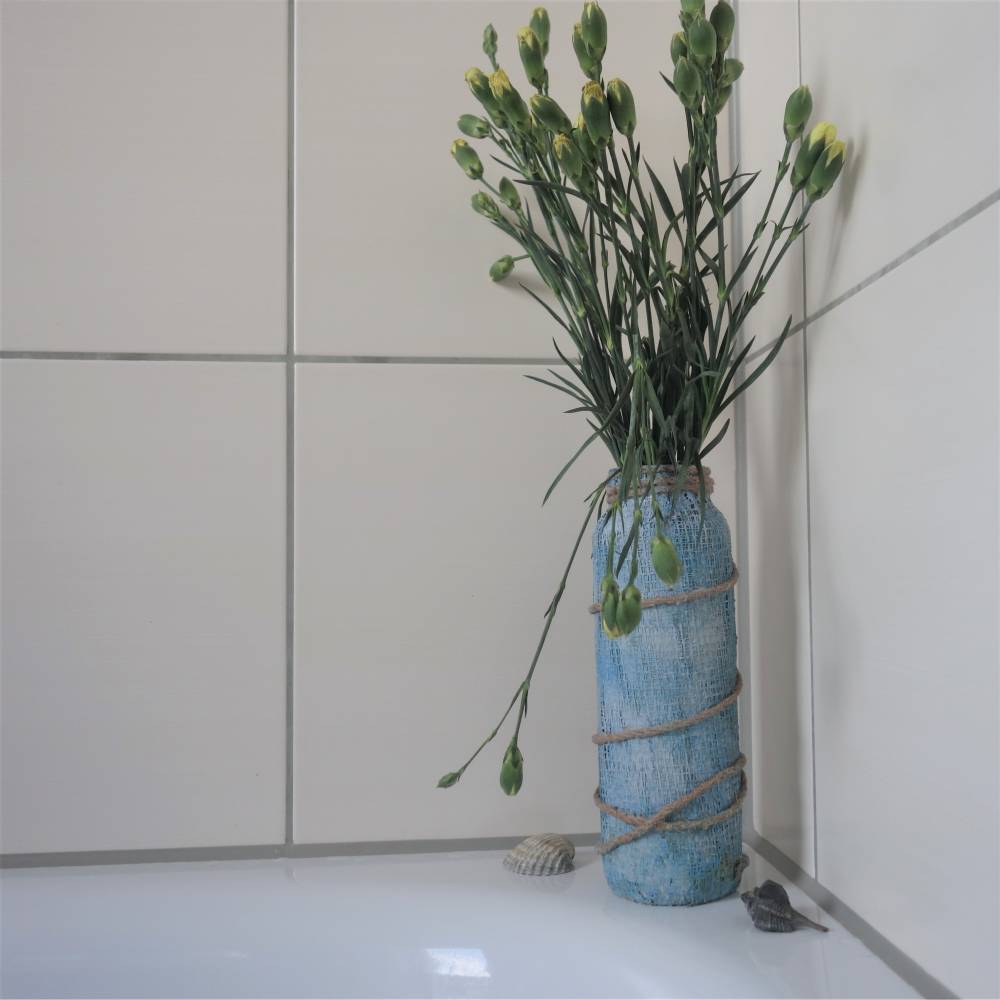 Handgemachte Upcycling Dekovase im maritimen Stil | blau mit Jutekordel | Regal, Bad & Wohnzimmer Bild 6