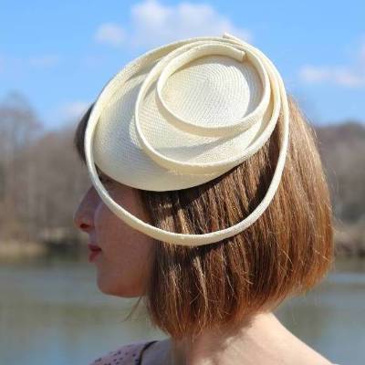Fascinator Stroh Kreise