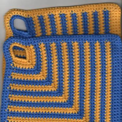 T0084 gehäkelt 2 Topflappen Untersetzer ca. 20 x 20 cm 100% Baumwolle Handarbeit blau gelb Küche 20x20 cm