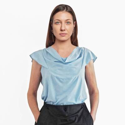 SHIRT mit WASSERFALL-KRAGEN in verschiedenen Stoffen