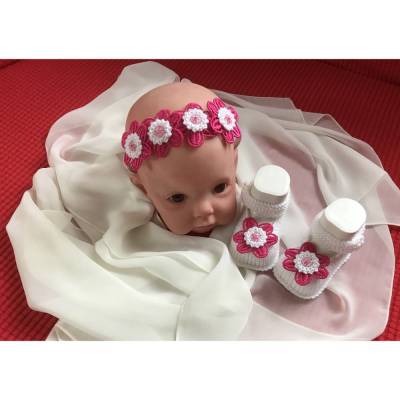 Handgemachtes Taufset *Mira* – Haarreif & Babyschuhe mit Blüten | Individuell & Einzigartig