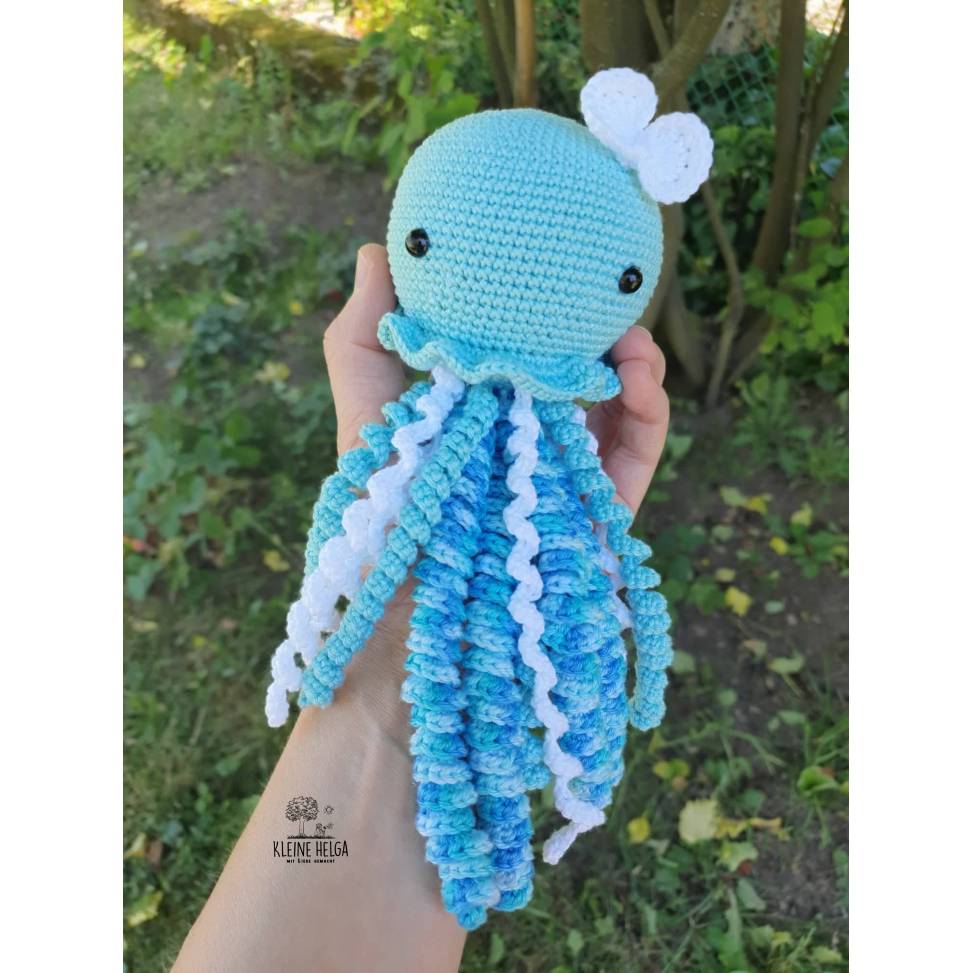 Häkelanleitung für die kleine Qualle ,,BLUE" Bild 3