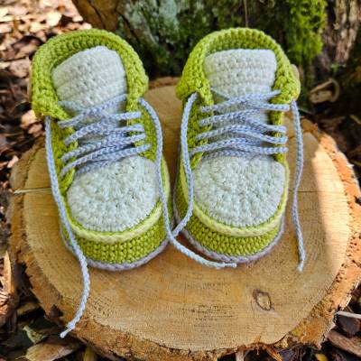 Häkelanleitung für GROßE ,,Treterlie"