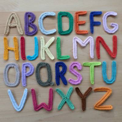 Häkelanleitung große schlanke Buchstaben-Applikationen, A-Z, Alphabet, pdf-Datei