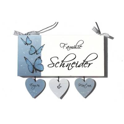Türschild Familie aus Holz mit Schmetterlingen handgemalt und Name personalisiert - einmaliges Familiengeschenk wetterfestes Haustürschild mit Herzanhänger