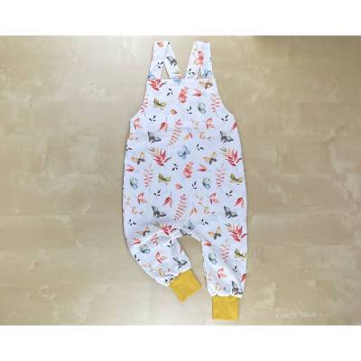 Latzhose Gr. 92/98; Babylatzhose Blütenmeer aus Jersey; Blumen