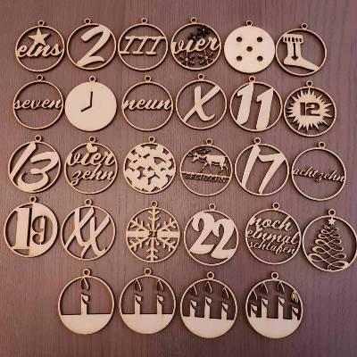 Zahlenanhänger für Adventskalender aus Holz, 28-teilig