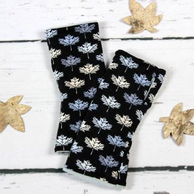 Gemütliche Armstulpen mit Daumenloch aus Jersey und Fleece ~ Blätter