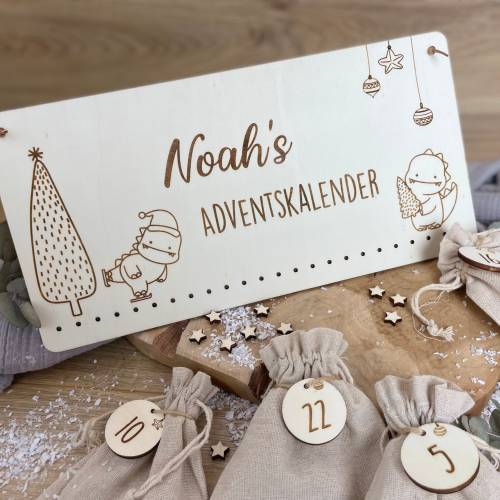 Adventskalender Dino personalisiert mit Namen / Weihnachtskalender Advent aus Holz zum befüllen