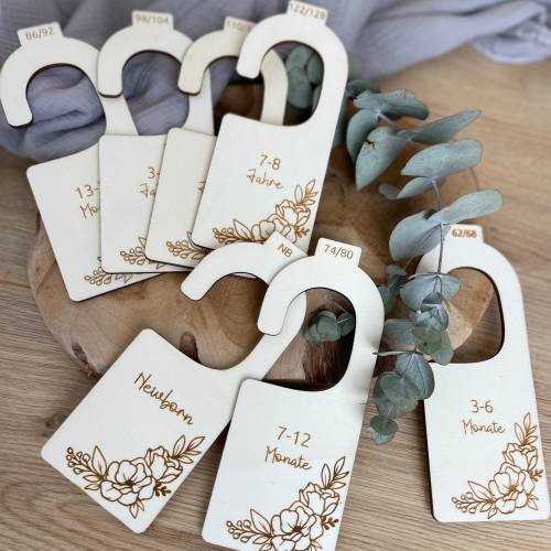 Größentrenner, Kleidertrenner mit Größenangaben / Größenteiler Kinderkleiderschrank / Größenorganizer /Trennbügel
