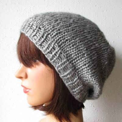 Mütze aus kuschelweicher Wolle mit Mohair und dezentem Glanz, Beanie, Strickmütze