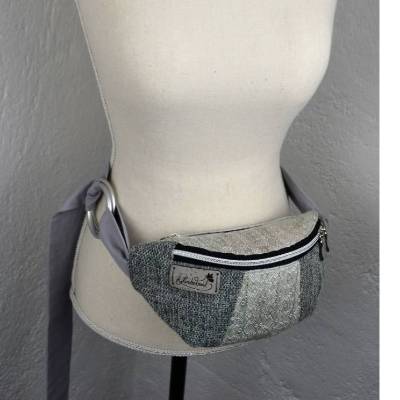 Bauchtasche in grau