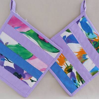 Topflappen genäht  , Set  von 2 lila gesteppten Patchworktopflappen , Quilttopflappen