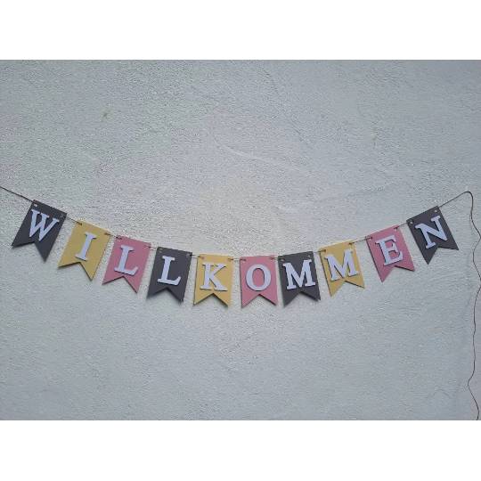 Girlande Willkommen in zarten Pastellfarben auf Wunsch personalisiert