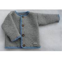 Baby Trachtenjacke grau hellblau Gr. 62/68 – Strickjacke