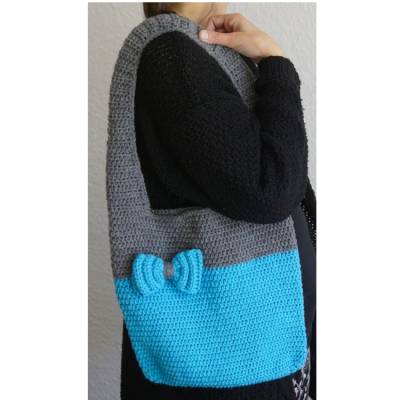 Häkelanleitung für die Tasche mit Schleife in Wunschfarben
