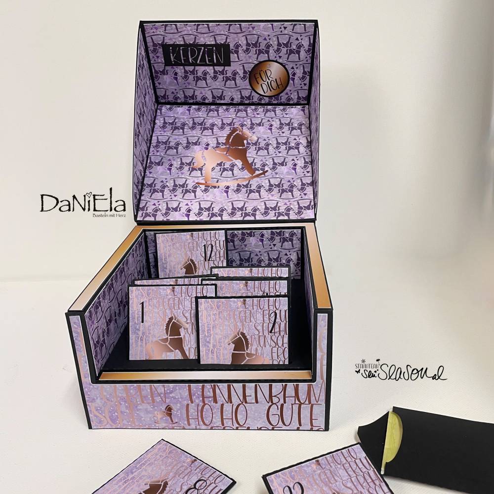 Digipapierset Schaukelpferd, weihnachtliches Papier mit vielen Digistamps und Schneidedateien, Design von senSEASONal Bild 2