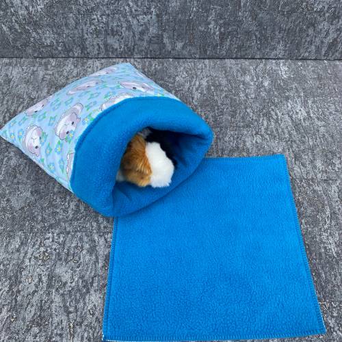 Kuschelsack inkl. Pipipad Meerschweinchen Guinea Pig -Kirschen/rot-