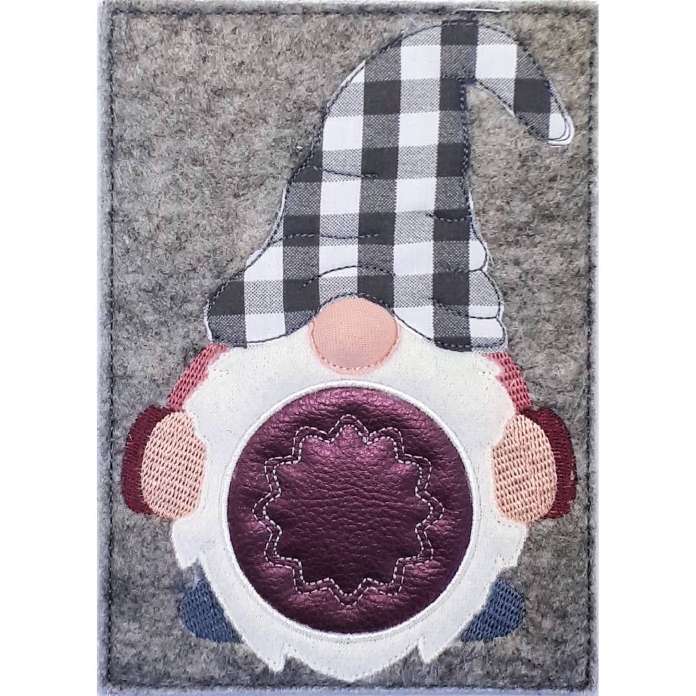 ITH Stickdatei Mugrug 13x18 – Wichtel Mug Rug Untersetzer mit Anleitung Bild 3