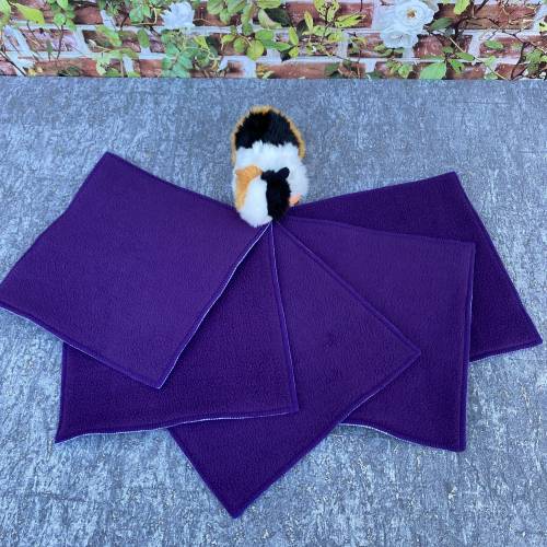 DiBi's PipiPad* 5-Set urindichte Pipipads für Kuschelsäcke Meerschweinchen  ca 28 x28 cm -Lila-