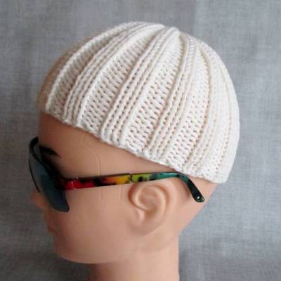 Kurze Männermütze, Fischermütze, formstabil durch elastische Wolle, Strickmütze