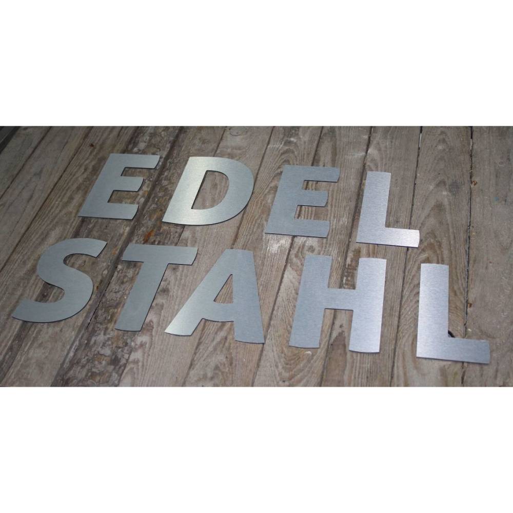 Nach Aussen 6 Buchstabennull