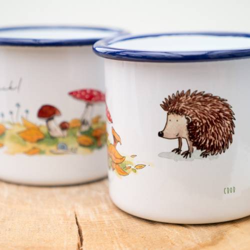 Frühstücks-Emaille-Tasse, Geschenk Tasse mit Igel, Pilzen und Spruch, Kindertasse zum Weihnachten, personalisierbar