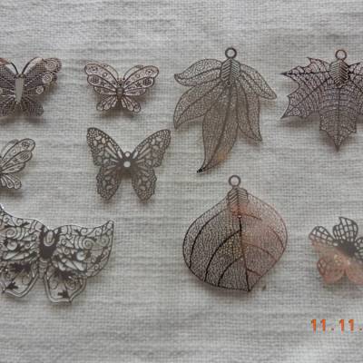 Filigranes Schmuckanhänger-Set,verschiedene Formen und Größen