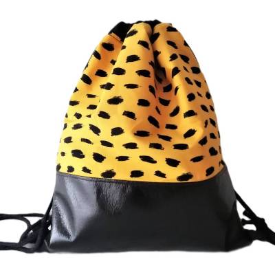Rucksack Turnbeutel gelb-schwarz aus Baumwolle & Kunstleder – Handmade Sportbeutel von Stoffwexel
