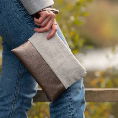 Clutch grau & silber