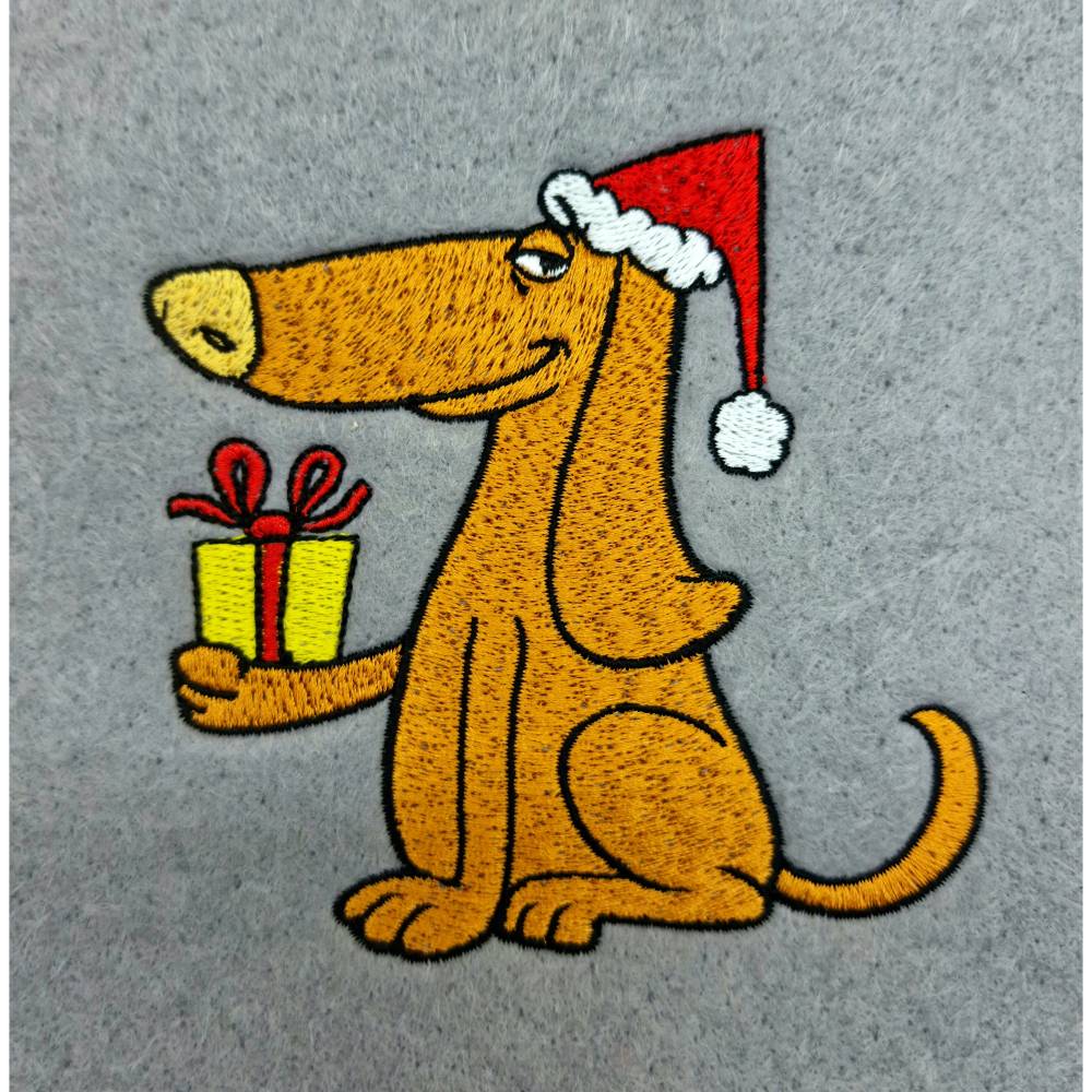 Stickdatei Weihnachtshund "Charlie" für den 10x10 cm Rahmen in Vollstick und Kontur Bild 1