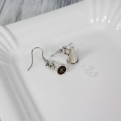 Ohrringe Ohrhänger Megafon Megaphon Flüstertüte Frieden Gemeinschaft Demo Demonstration Geschenk Gesche