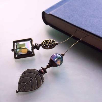 Lesezeichen Regenbogen Opal, elegantes Geschenk zum Buch