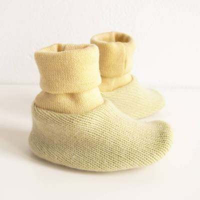 Babyschuhe Kaschmir/Merinowolle 0-2 Monate hellgrün/hellgelb Upcycling